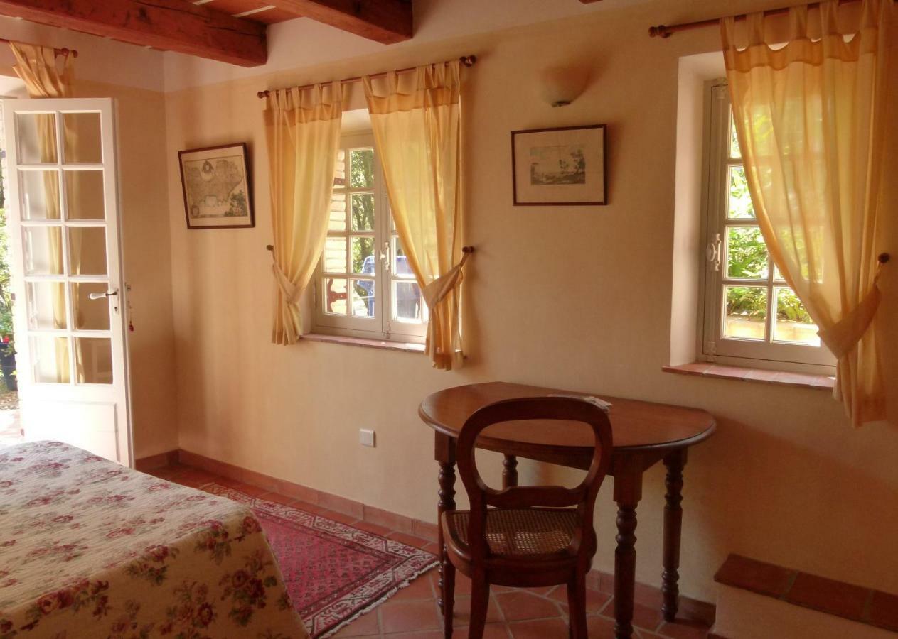 Le Bastidon Saint-Michel Bed & Breakfast Sainte-Maxime Exterior foto